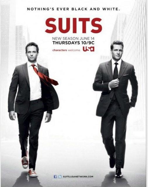 31- Suits: Gabriel Macht ve Patrick J. Adams'ın başrollerinde oynadığı USA Network kanalında yayımlanan televizyon dizisidir. 12 bölümlük ilk sezonu 23 Haziran 2011'de başlamış ve dizinin ikinci sezonu için 16 Ağustos'ta anlaşma imzalanmıştır.