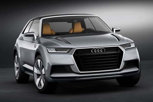 <p><strong>2017 Audi Q8</strong></p>