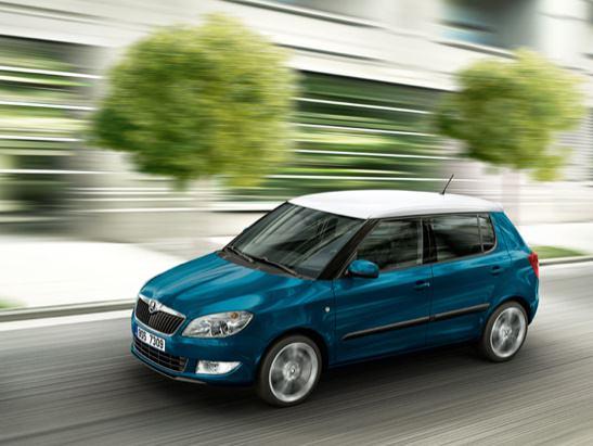 <p>Skoda Fabia</p>
<p>30 bin 900 lira</p>