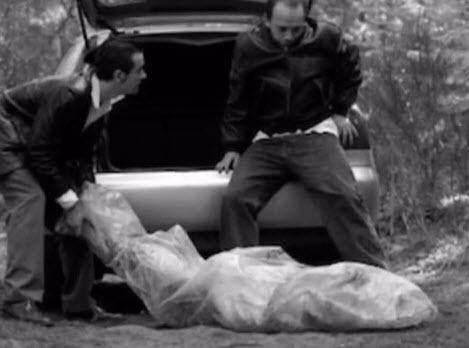 <p><strong>Bir cesedi nasıl saklarım?</strong><br />
Ayda ortalama 1000 kez aranıyor</p>
