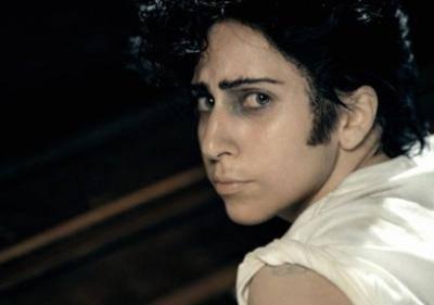 <p><strong>Lady Gaga bir erkek mi?</strong><br />
Ayda ortalama 18 bin kez</p>
