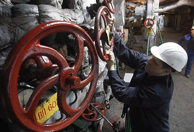 <p>Ekonomi dergisi Fortune'nin, Türkiye'nin en büyük 500 şirketinin belirlendiği "Fortune 500" listesi açıklandı. Listenin ilk sırasında Türkiye Petrol Rafinerileri A.Ş (TÜPRAŞ) yer aldı.</p>