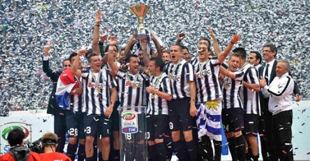- İtalya Birinci Futbol Ligi'nde (Serie A) 2011-2012 sezonu şampiyonluğunu Juventus kazandı.