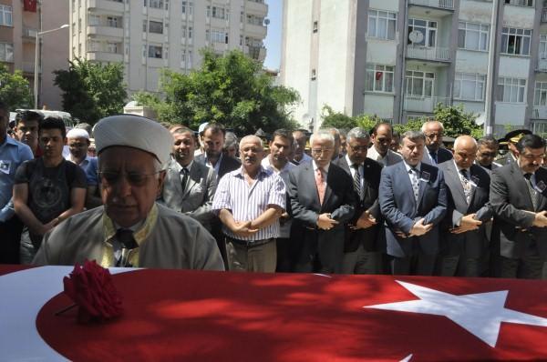 Konya şehidini gözyaşlarıyla uğurladı