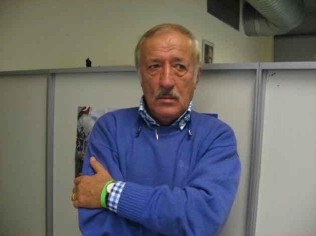<p>ZİYA ŞENGÜL "Bizi izleyenler kitlesel insanlar"</p>
