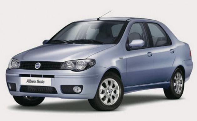 <p>8- FIAT ALBEA SOLE 1.3 MULTIJET Sedan otomobil pazarının bir diğer çok satanı olan Albea 1.3 Multijet, 70 HP’lik motoru için 4.7 lt/100 kmdizel yakıta ihtiyaç duyuyor.</p>
