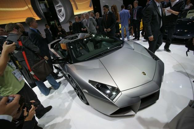 <p>8- Lamborghini Reventon Roadster – 1,56 milyon dolar</p>
