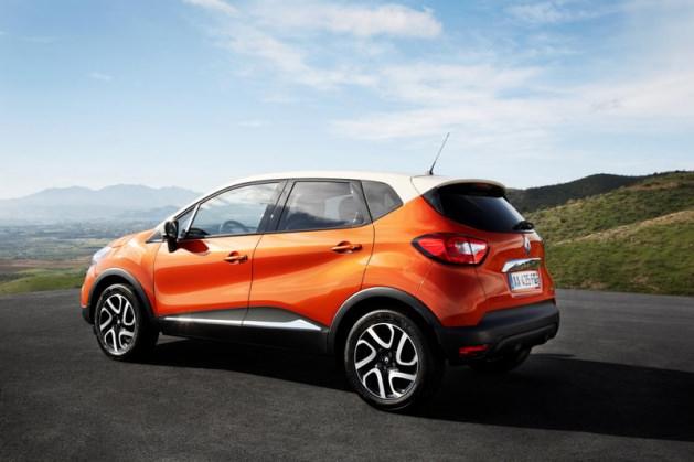 <p>8- Renault Clio - 1.633 (15.932)</p>