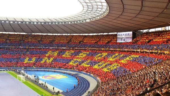 <p>Barcelona taraftarlarının Berlin Olimpiyat Stadı'nda Juventus ile oynadıkları Şampiyonlar Ligi finali öncesi yaptıkları koreografi</p>