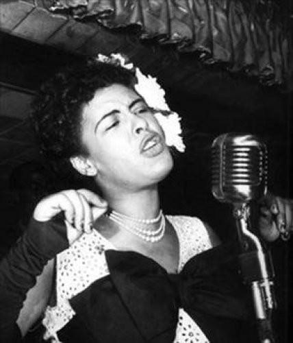 Billie Holiday 1915-1959 Gelmiş geçmis en büyük kadın caz şarkıcısı.