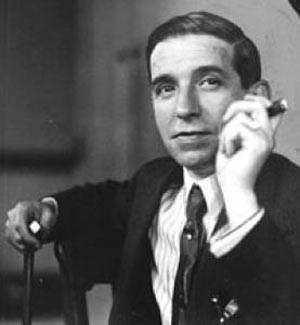 <p>Charles Ponzi (1882-1949): 1920 yılında çöken kurduğu saadet zinciri sayesinde milyon dolarlar kazandı.</p>