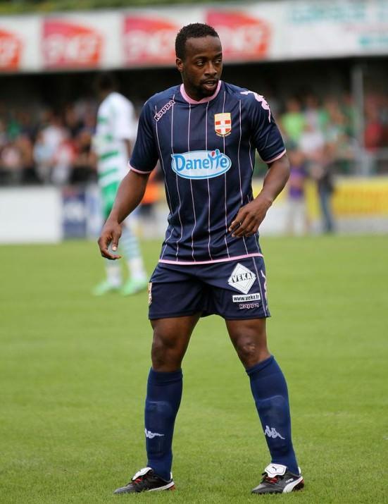 <p>Sidney Govou</p>