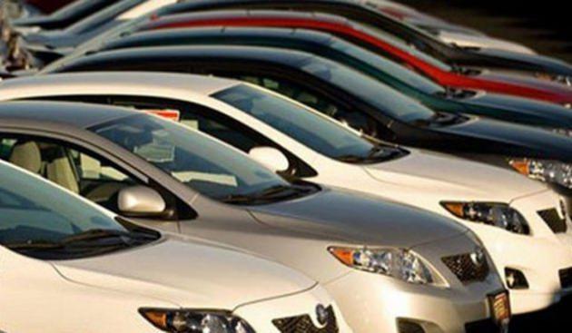 Çukurova Üniversitesi Otomotiv Mühendisliği Bölümü Başkanı Prof. Dr. Kadir Aydın, Türkiye’de yılda 2.5 - 3 milyon litre benzin, 16 - 17 milyon litre ise motorin tüketildiğini, litresi 5.08 - 5.20 TL arasında satılan benzin fiyatının ileriki yıllarda çok daha düşük olmasının beklendiğini belirtti.