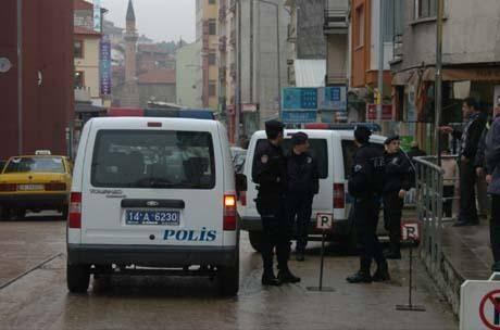 - Kaza mahalinde durmamak ve trafik güveniliği için gerekli tedbirleri almamak 166 lira.