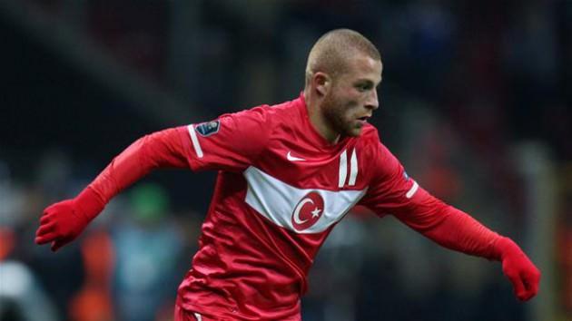 <p><strong>GÖKHAN TÖRE</strong><br />Stoch ve Krasic'ten istediği verimi alamayan Aykut Kocaman bu ikilinin yerine Türk pasaportlu Gökhan Töre'yi monte etmek istiyor.</p>