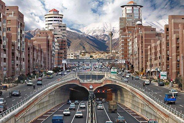 <p>19-İran</p>
<p>İran, 2050'de 3,19 trilyon dolarlık ekonomisiyle dünyanın en büyük 19'uncu ekonomisi olacak.</p>