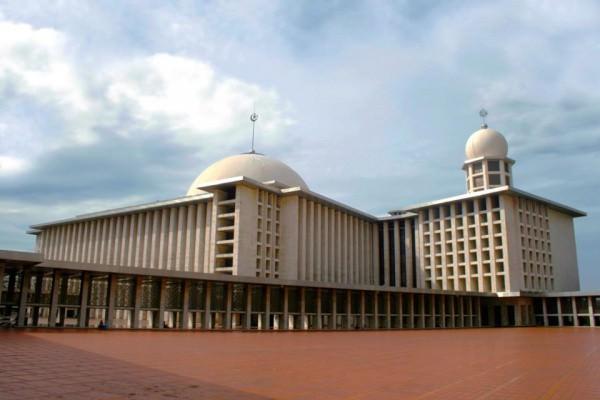 <p>İstiklal Camii -Endonezya</p>
