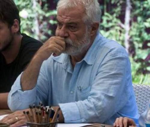 <p>Serdar Gökhan: 1943 (70)</p>