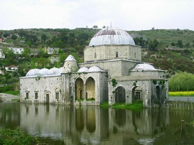 <p><strong>Kurşun Cami</strong><br />İşkodra, Arnavutluk </p>