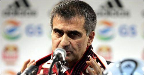 Bu gidiş Galatasaray Fatih Terim´in yardımcılığına Şenol Güneş´i, asbaşkanlığa da Sadri Şener´i getirecek gibi.