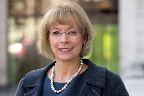 <p>38. Nancy McKinstry</p>
<p>Wolters Kluwer Başkanı ve CEO'su</p>