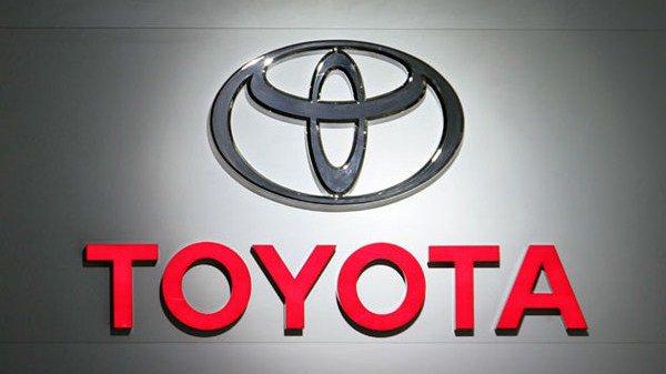 <p><strong> TOYOTA</strong><br />2013 yılı sona ermeden otomobil şirketlerinin uyguladıkları kampanyaları ve indirimleri derledik.</p>