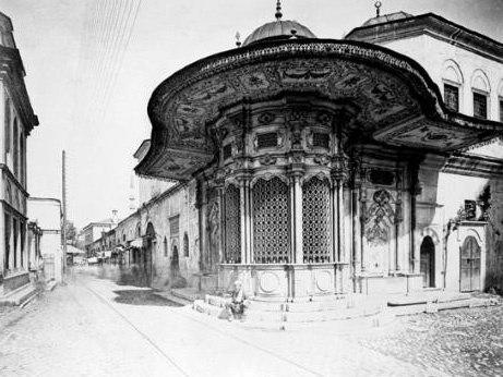 <p>Sultan I. Abdülhamid Sebili Eminönü</p>