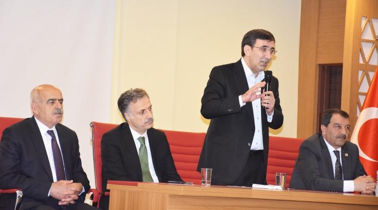 <p>CEVDET YILMAZ</p>
