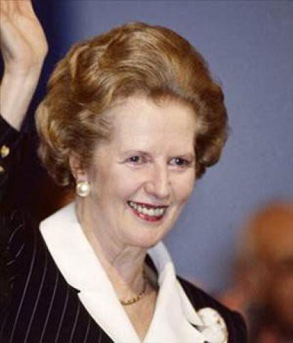 Margaret Thatcher 1925 - 'Demir Leydi' lakaplı İngiltere´nin ilk kadın başbakanıdır. Thatcher, soğuk savaş boyunca ülkesinin gelişmesinde çok önemli rol oynadı.