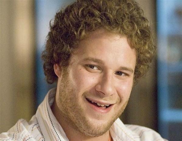 Seth Rogan - Seth Rogan komik bir aktör. Peki hep traşsız ama sevilesi bir ezik rolünde mi karşımıza çıkmaya devam edecek? Yoksa aslında içinde cesur bir Hollywood kahramanı mı yatıryor? The Green Hornet filminde suçla savaşan bir halk kahramanını canlandırmış da olsa, o filmde de rol gereği olan ezikliği hala üstünden atabilmiş değildi. Bu durum yakın zamanda değişecek gibi durmuyor çünkü o filmin yazarlarından birisi de kendisinden başkası değildi!