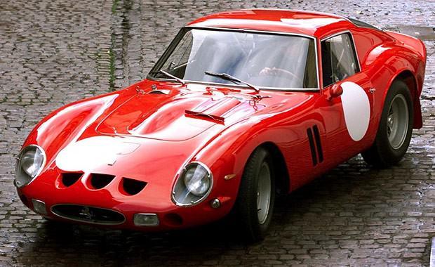 <p><strong>1963 Ferrari 250 GTO - 19.4 milyon dolar (2010)</strong></p>
