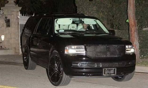 <p>Beckham-Mammoth SUV</p>