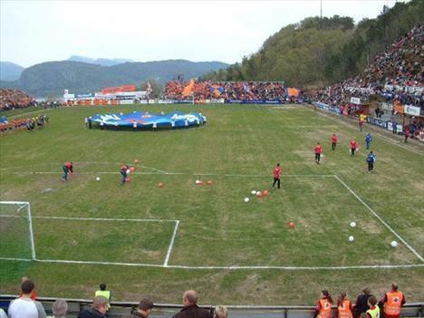 <p>Norveç FC Aalesund Stadyumu</p>