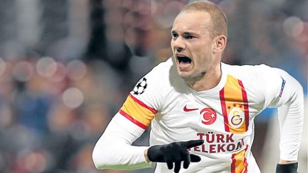 <p>3.Wesley Sneijder-3,2 milyon euro</p>
