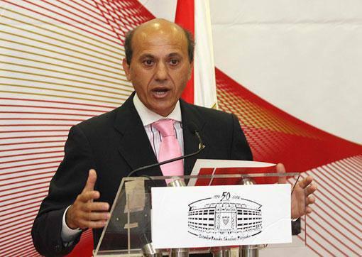 <p>Sevilla Başkanı Del Nido: ''Futboldaki 21 yıllık yaşantımda, hiçbir zaman buna benzer bir ortam (Şükrü Saraçoğlu) görmedim."</p>