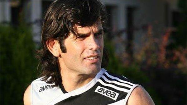 <p>İbrahim Üzülmez</p>

<p> </p>

<p>Deli İbrahim</p>
