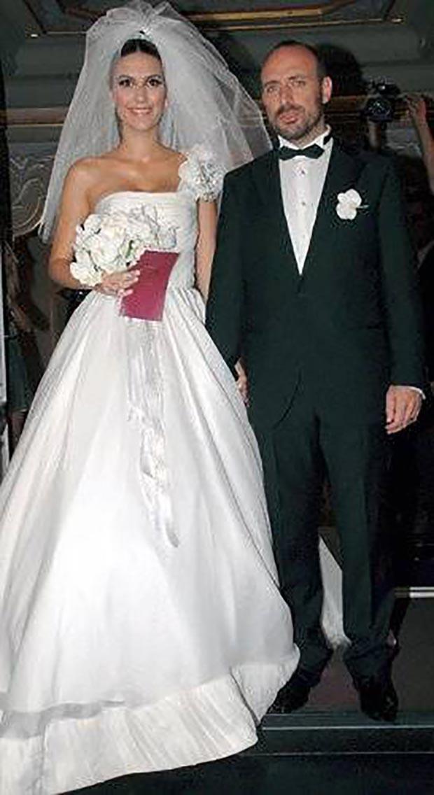<p>Halit Erngeç ve Bergüzar Korel</p>