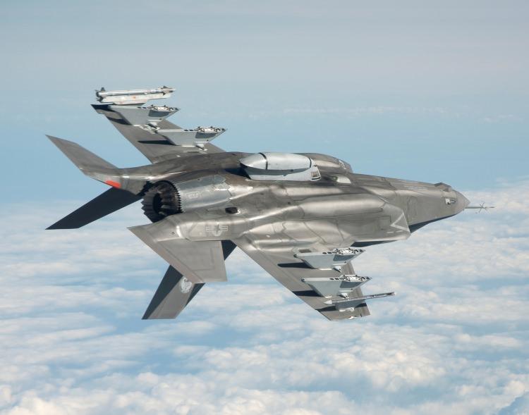 <p><span style="color:#D3D3D3">Pilotların eğitimleri de tamamlandıktan sonra 2 uçak 2019'un ilk yarısında Hava Kuvvetleri Komutanlığı'nda göreve başlamış olacak. </span></p>
