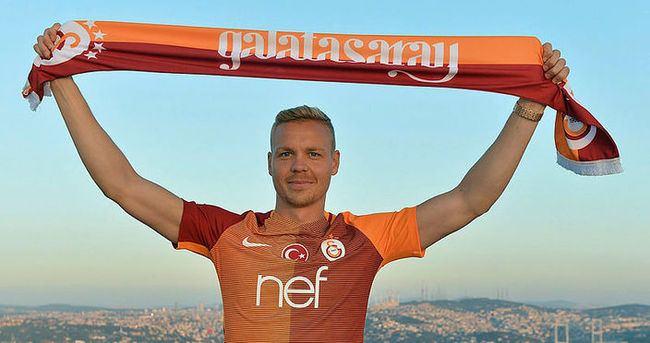 <p>Sigthorsson 1.215.000 milyon avro</p>