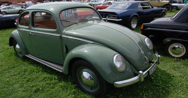 <p>Volkswagen Beetle</p>
