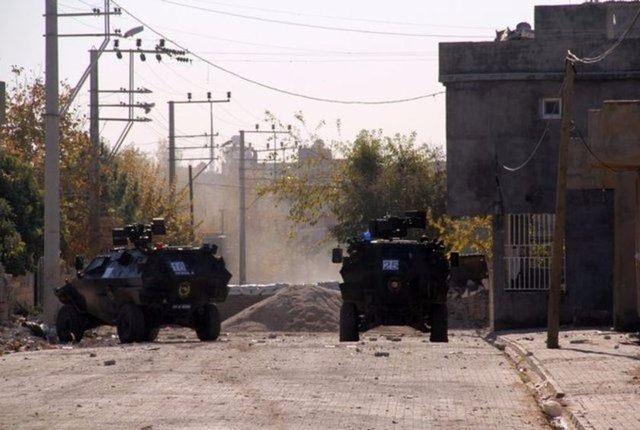 <p>7 PKK’lı öldürüldü. </p>

<p> </p>
