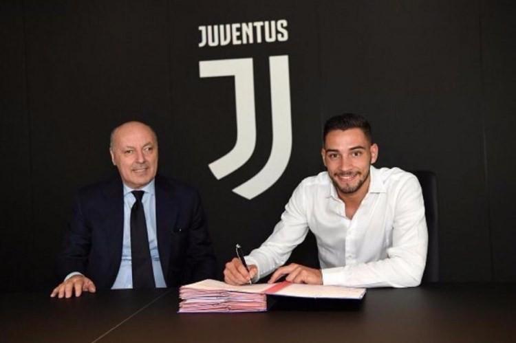 <p>De Sciglio</p>

<p>Sassuolo'dan Juventus'a</p>
