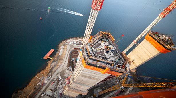 <p>Bunların büyük çoğunluğu 24 metre uzunluğunda 870 ton ağırlığında olacak. Köprünün bazı parçaları yurtdışında yapılıyor</p>
