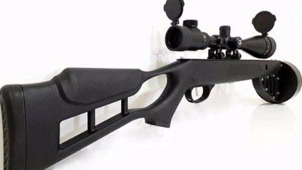 <p>Drone Killer <br />
<br />
Drone Killer, Drone ile komuta kontrol arasında yüksek hızda elektronik harp teknolojisi uyguluyor.</p>