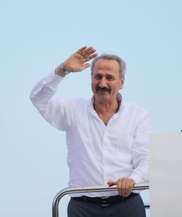 <p>Zafer Çağlayan</p>
