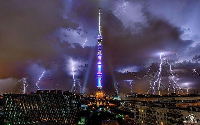 <p>Ostankino Broadcast Tower, Rusya</p>
