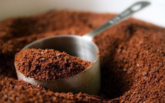 <p>Harvard Halk Sağlığı Okulu tarafından yapılan bir araştırmaya göre, günde iki ile dört bardak kahve tüketimi, hem erkekler hem de kadınlar için intihar oranını yüzde 50 civarında düşürüyor.</p>