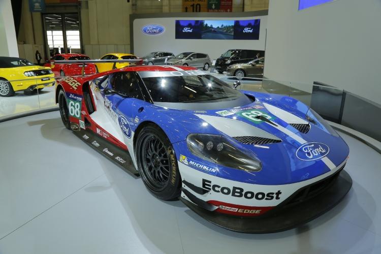 <p>Le Mans şampiyonu <span style="color:#FFA07A"><strong>Ford GT</strong></span> yarış otomobili, Türkiye’de ilk defa yarış severlerle buluştu.</p>
