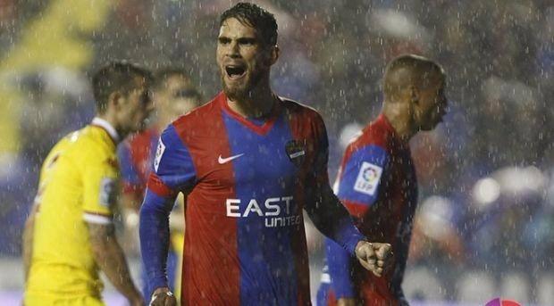 <p><strong>Carl Medjani</strong></p>

<p>Trabzonspor'dan Levante'ye</p>

<p>Leganes'ten Trabzonspor'a</p>

