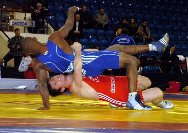 Rahman BİLİCİ YAŞ: 27, BOY: 1.60, KİLO: 60 KULÜBÜ: ASKİ YARIŞ GÜNÜ: 6 Ağustos İDDİALI RAKİPLERİ: Noroozi (İRA), Angelov (BUL), Kuramagomedov (RUS), Kebisapayev (KAZ) EN İYİ DERECELERİ: 2010 Dünya Kupası 3.’sü